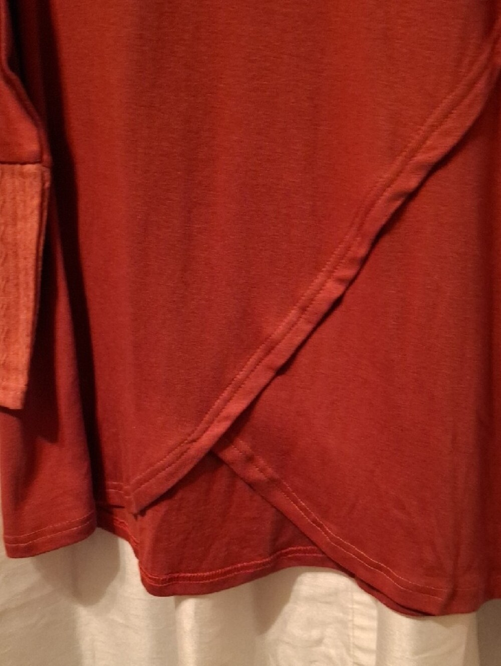 Boheme Red/Pink Long-Sleeve Tunic with Detailed Collar - Picture 5 of 11